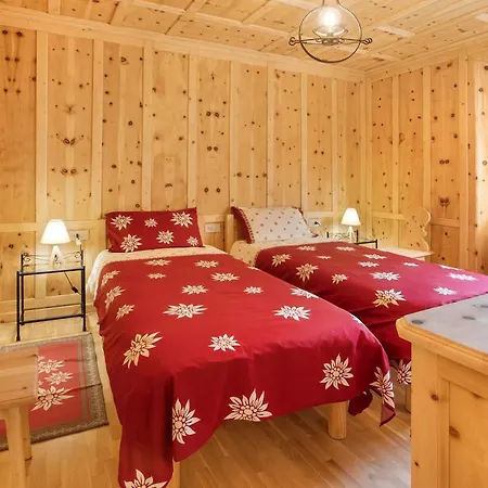 Casa Cecilia Tra Bormio E Livigno 이솔라치아